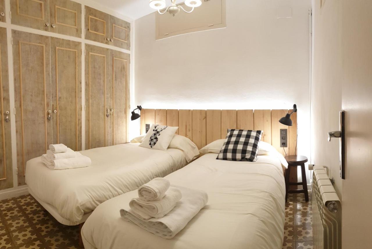 Appartement Casa Lola - Terraza Panoramica En El Centro Del Pueblo à Sant Joan de les Abadesses Extérieur photo